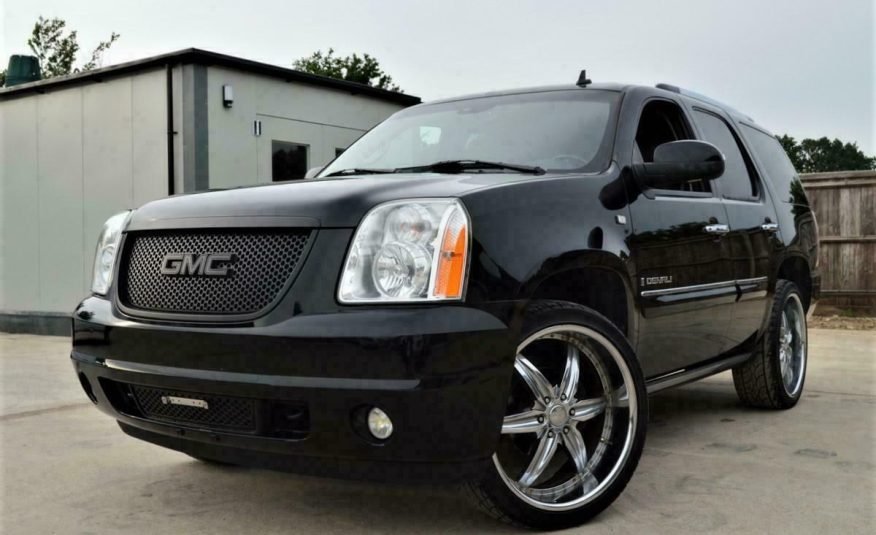 NEW SHAPE GMC YUKON DENALI 4WD AUTOMATIC LHD ESCALADE BLACK