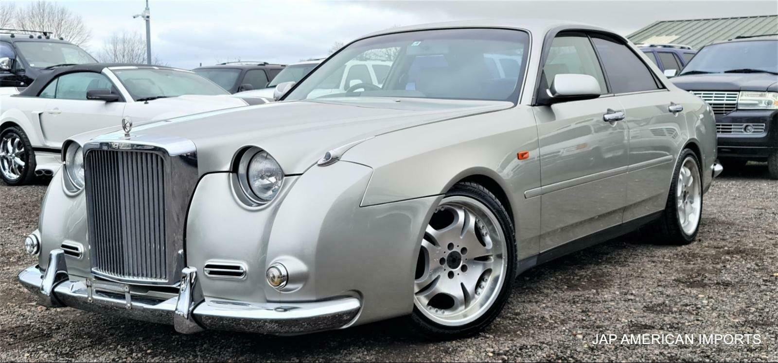 MITSUOKA GALUE II V6 AUTO SILVER BENTLEY GLORIA