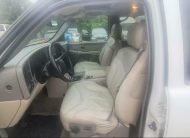 GMC YUKON XL LONG WHEEL BASE 7 SEATER AUTOMATIC ESCALADE