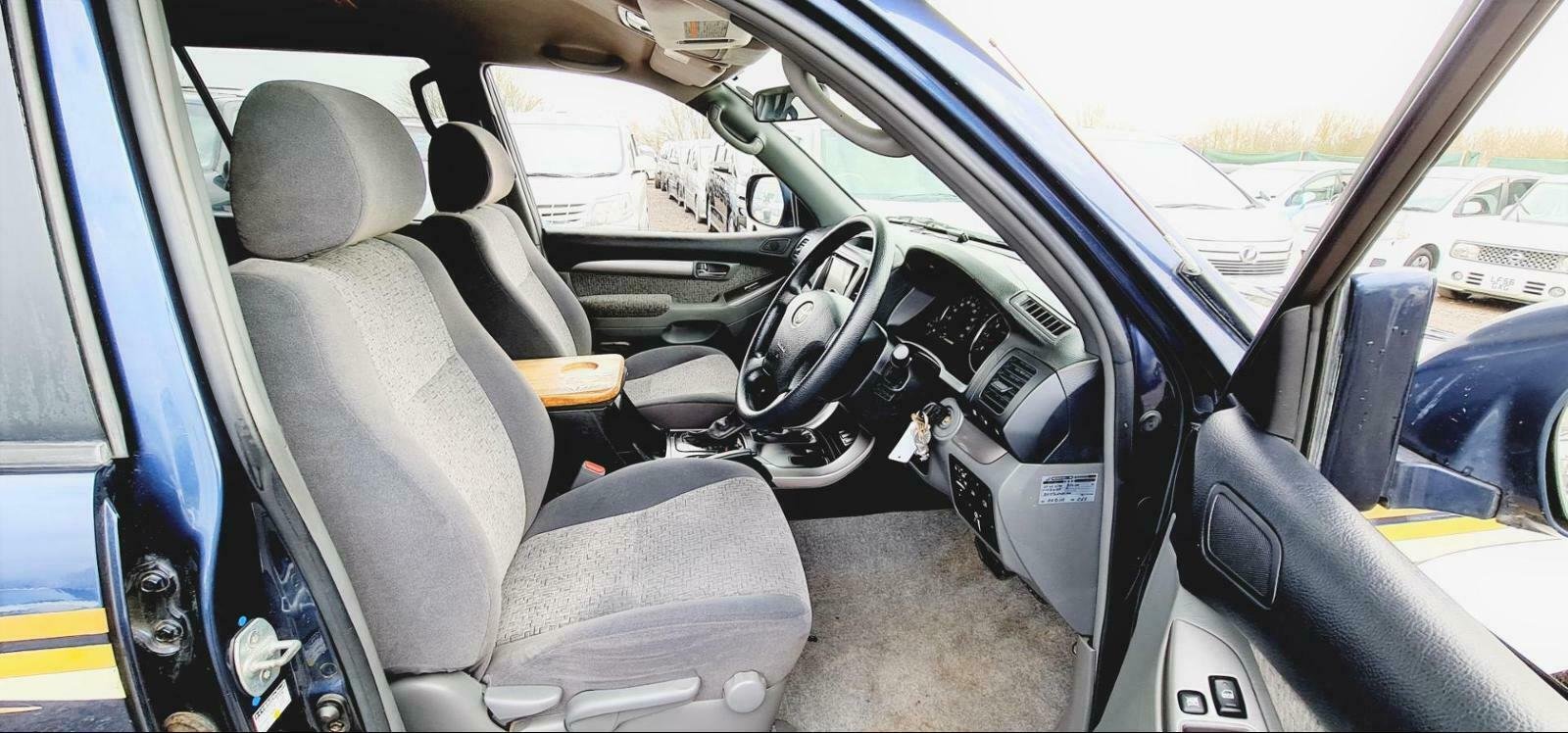 2004 TOYOTA LANDCRUISER PRADO AUTOMATIC RV MOTORHOME