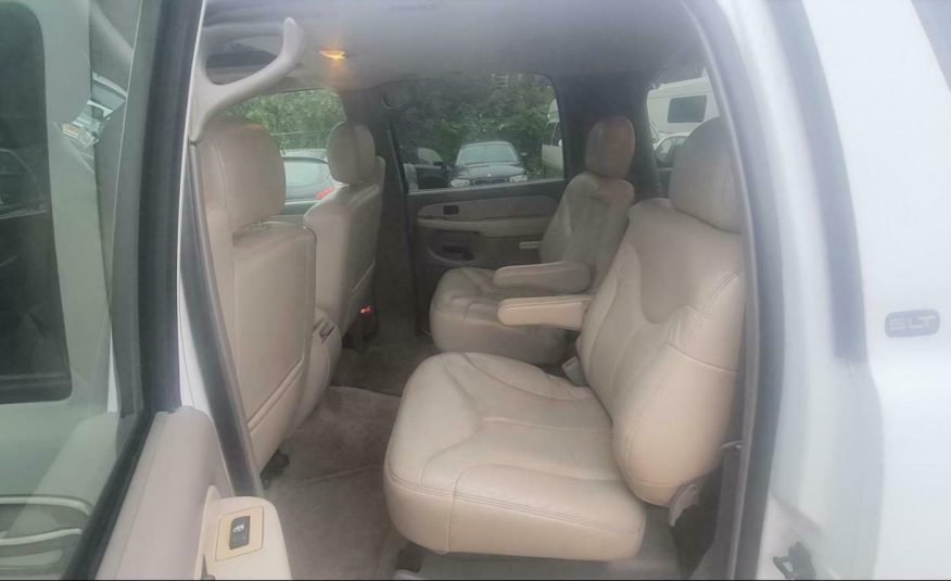 GMC YUKON XL LONG WHEEL BASE 7 SEATER AUTOMATIC ESCALADE