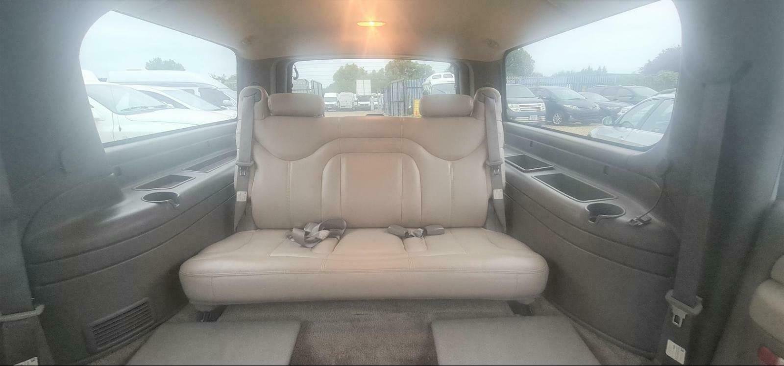 GMC YUKON XL LONG WHEEL BASE 7 SEATER AUTOMATIC ESCALADE