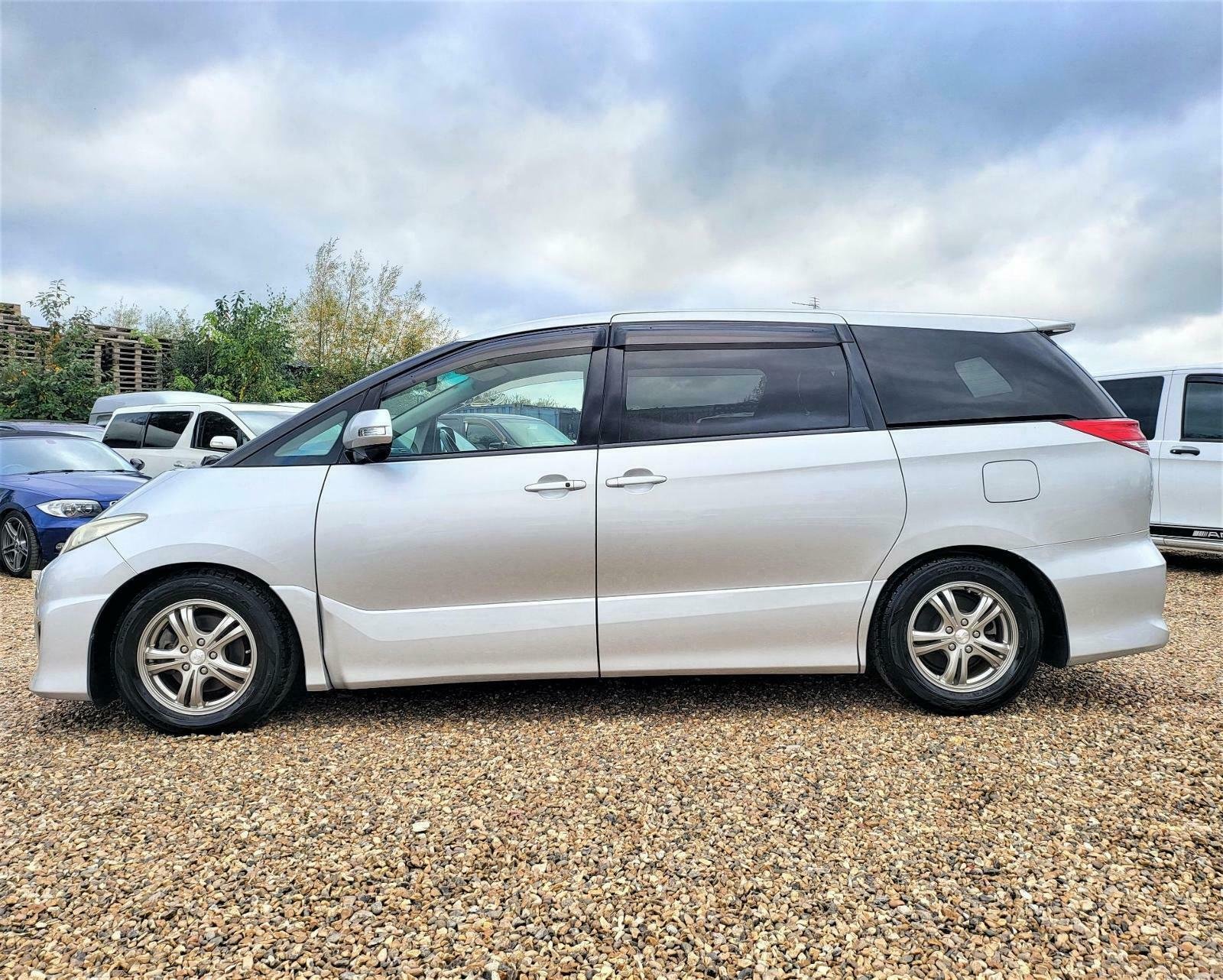 2009 NEW SHAPE FACE LIFT TOYOTA ESTIMA 2.4 AUTOMATIC ULEZ free