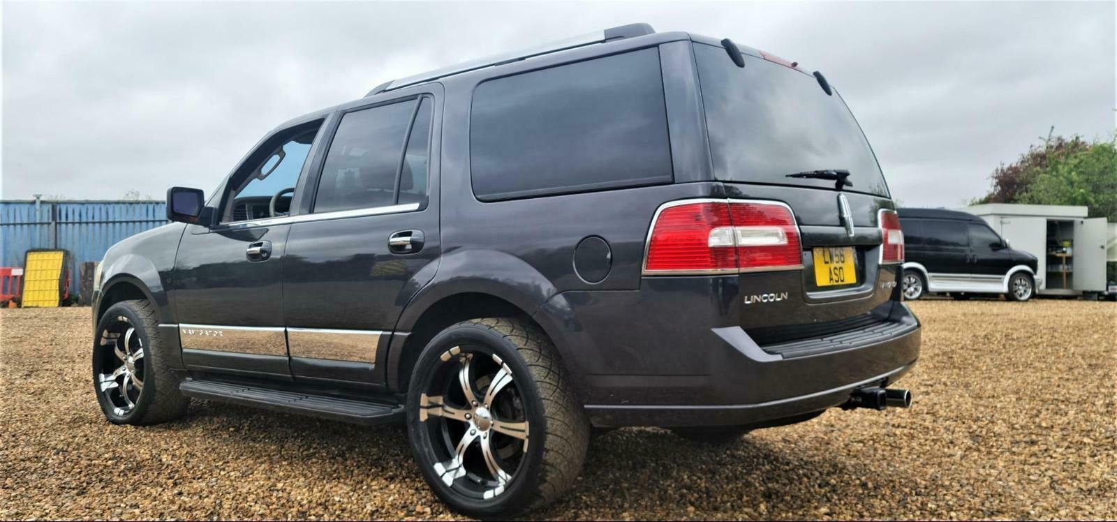 LINCOLN NAVIGATOR 5.4 V8 AUTOMATIC 8 SEATER GREY ULEZ free