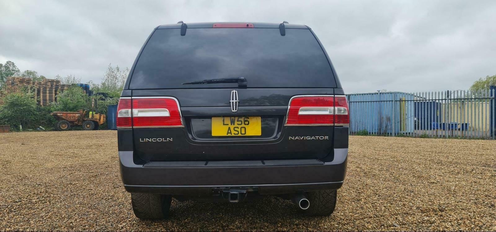 LINCOLN NAVIGATOR 5.4 V8 AUTOMATIC 8 SEATER GREY ULEZ free
