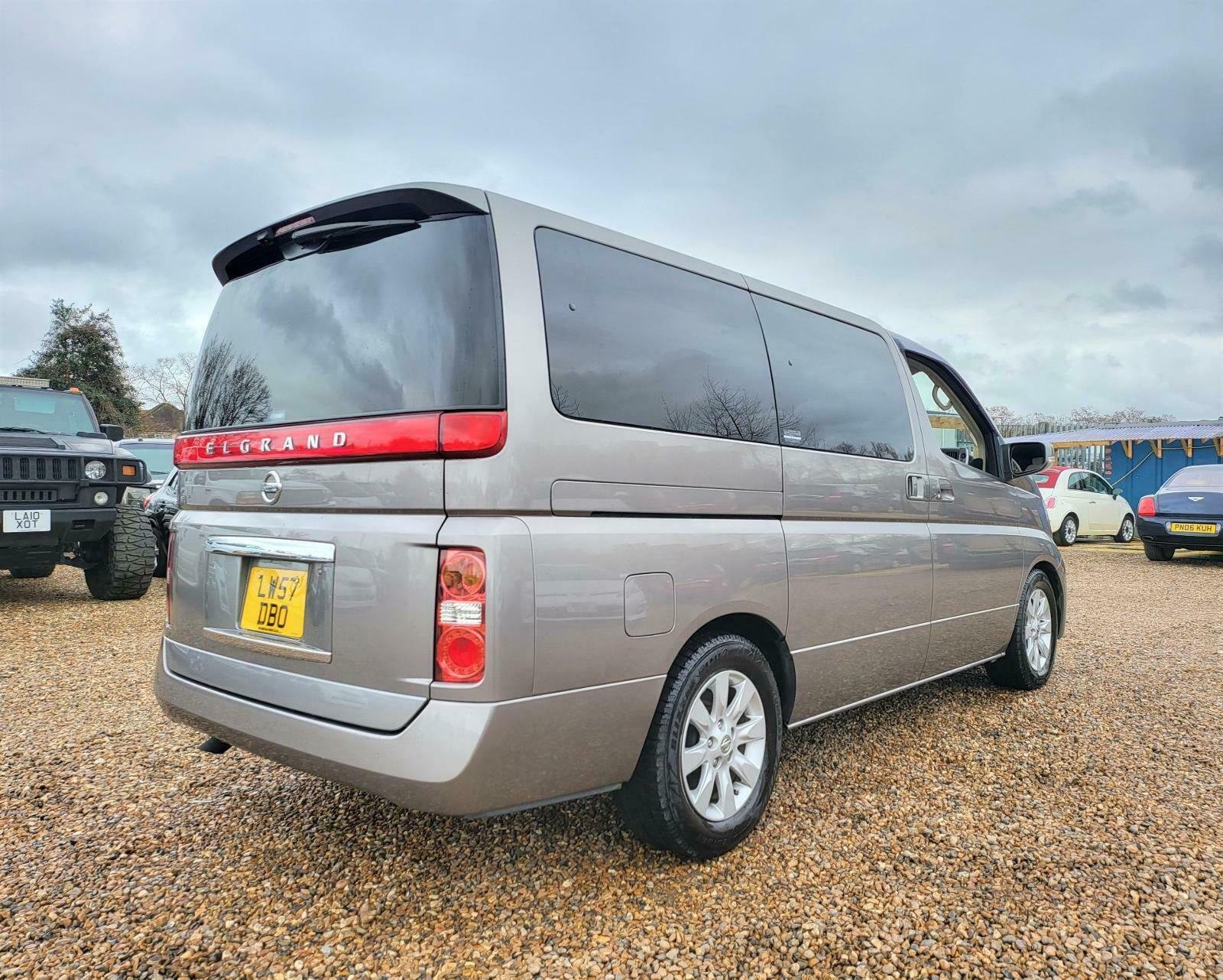 2008 NISSAN ELGRAND 3.5 V6 AUTOMATIC 8 SEATER GREY ULEZ free