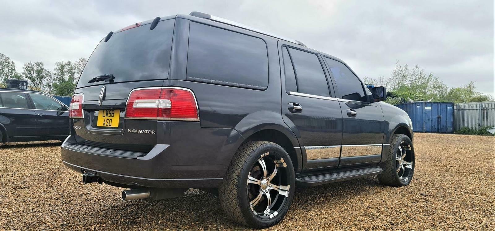 LINCOLN NAVIGATOR 5.4 V8 AUTOMATIC 8 SEATER GREY ULEZ free