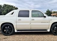 CADILLAC ESCALADE EXT V8 CREW CAB PICKUP AUTO PEARL WHITE