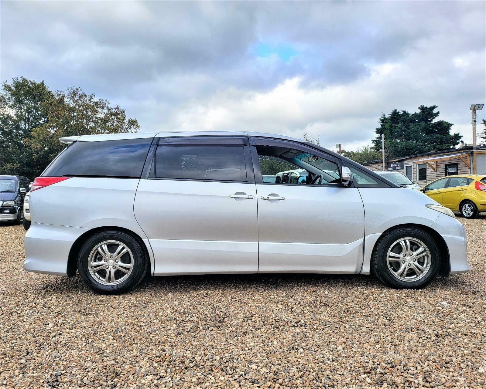 2009 NEW SHAPE FACE LIFT TOYOTA ESTIMA 2.4 AUTOMATIC ULEZ free