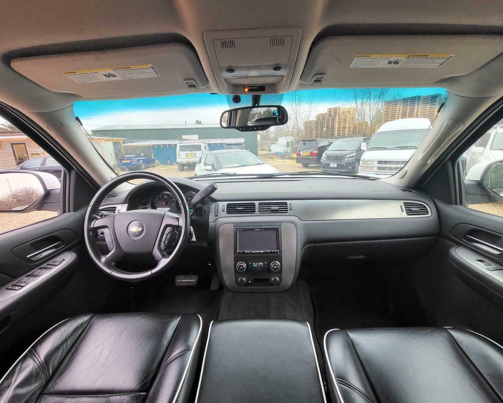 CHEVROLET TAHOE AUTOMATIC LHD 9 SEATER WHITE ULEZ free