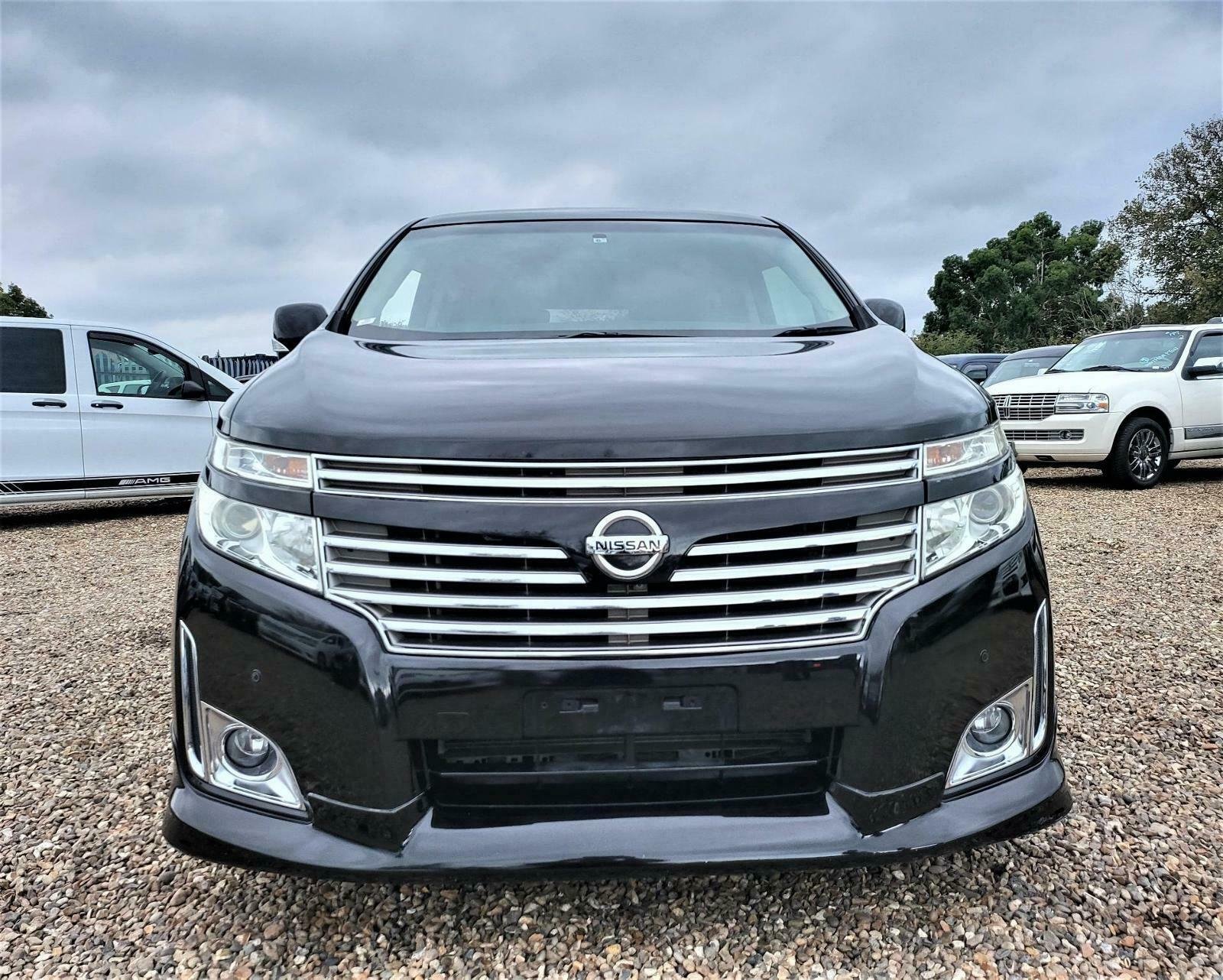 LATE 2010 NISSAN ELGRAND 3.5 V6 AUTOMATIC 7 SEATER BLACK ULEZ free