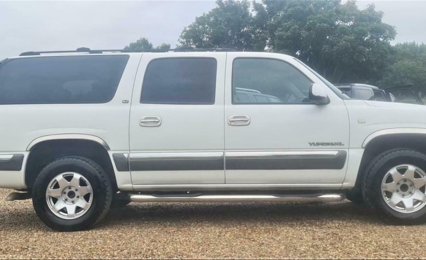 GMC YUKON XL LONG WHEEL BASE 7 SEATER AUTOMATIC ESCALADE