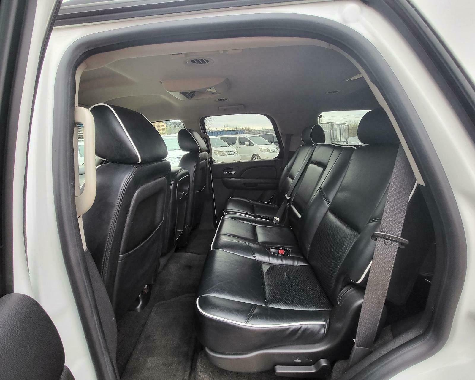 CHEVROLET TAHOE AUTOMATIC LHD 9 SEATER WHITE ULEZ free