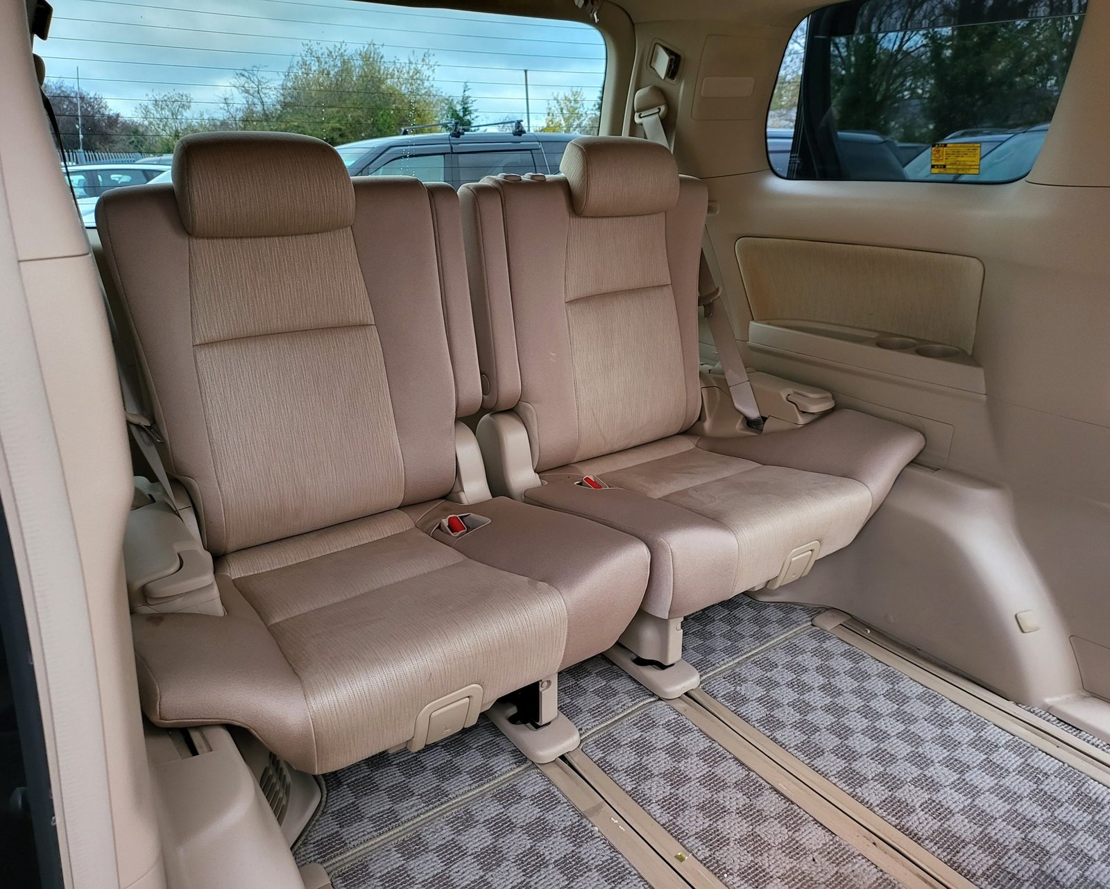 2012 FRESH IMPORT TOYOTA VELLFIRE ALPHARD HYBRID AUTOMATIC 7 SEATER ULE FREE