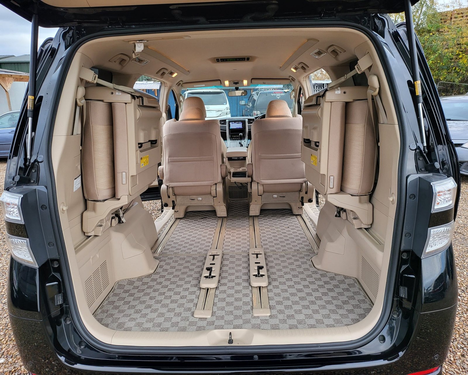 2012 FRESH IMPORT TOYOTA VELLFIRE ALPHARD HYBRID AUTOMATIC 7 SEATER ULE FREE