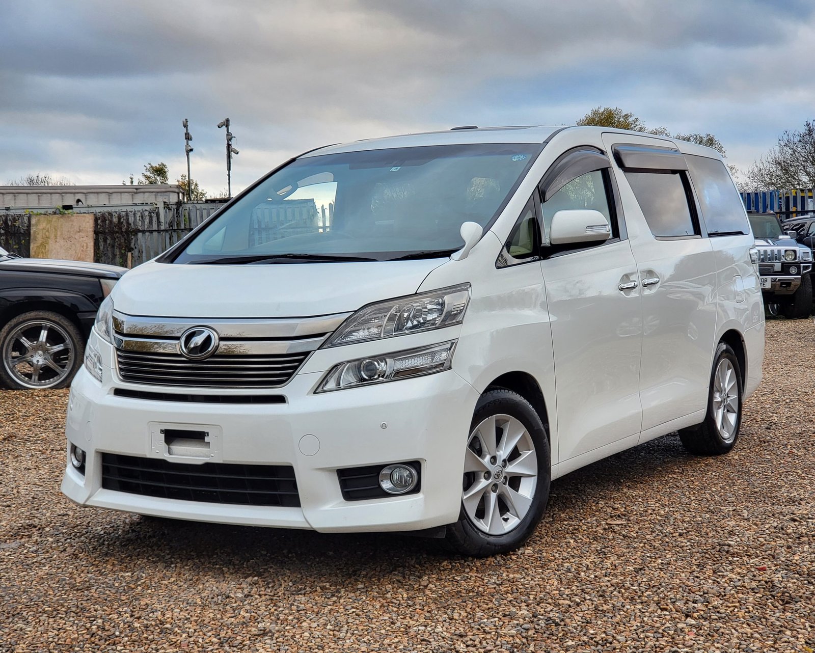 2013 FRESH IMPORT TOYOTA VELLFIRE ALPHARD L PKG 3.5 V6 AUTO 7 SEATER ULEZ FREE
