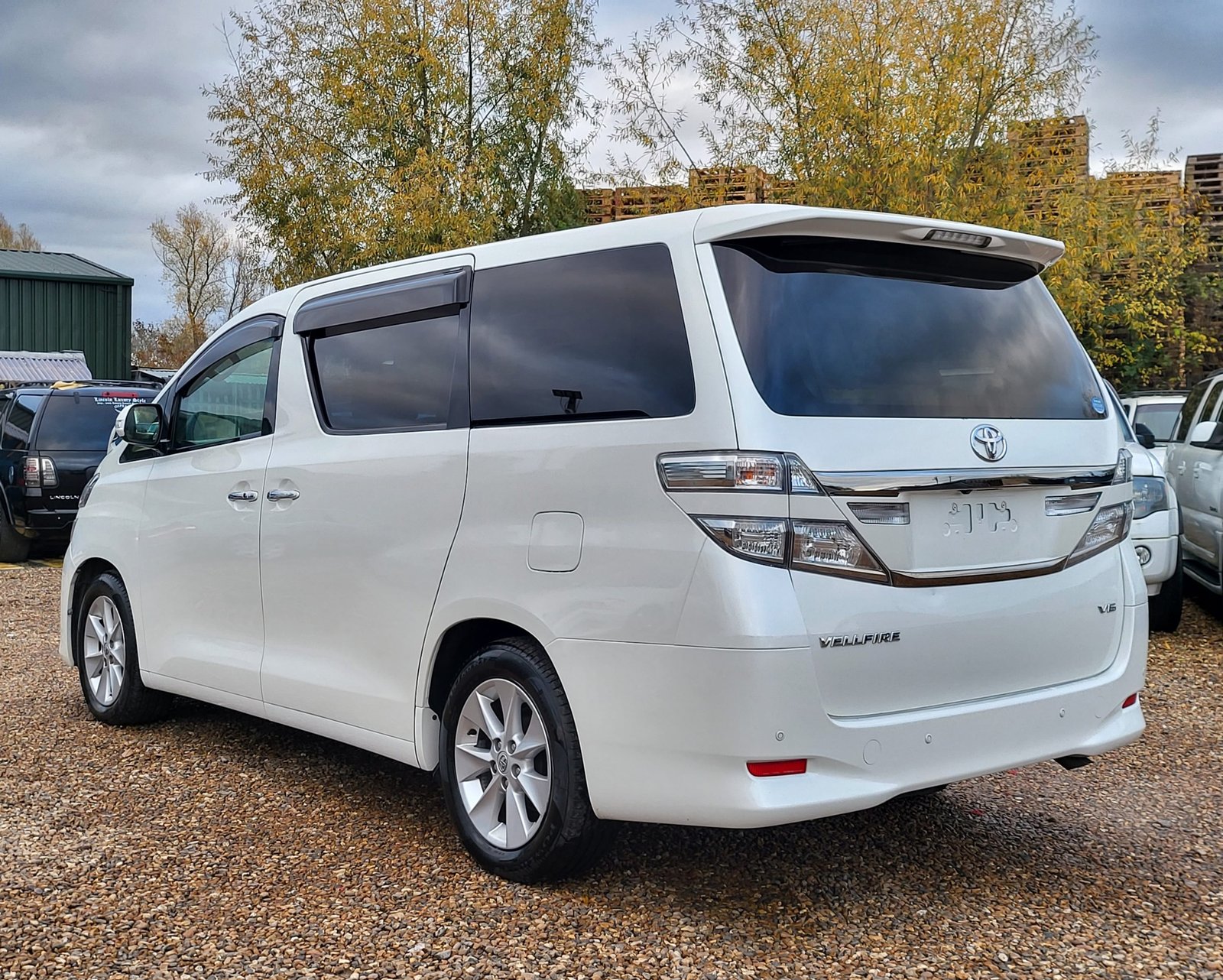 2013 FRESH IMPORT TOYOTA VELLFIRE ALPHARD L PKG 3.5 V6 AUTO 7 SEATER ULEZ FREE