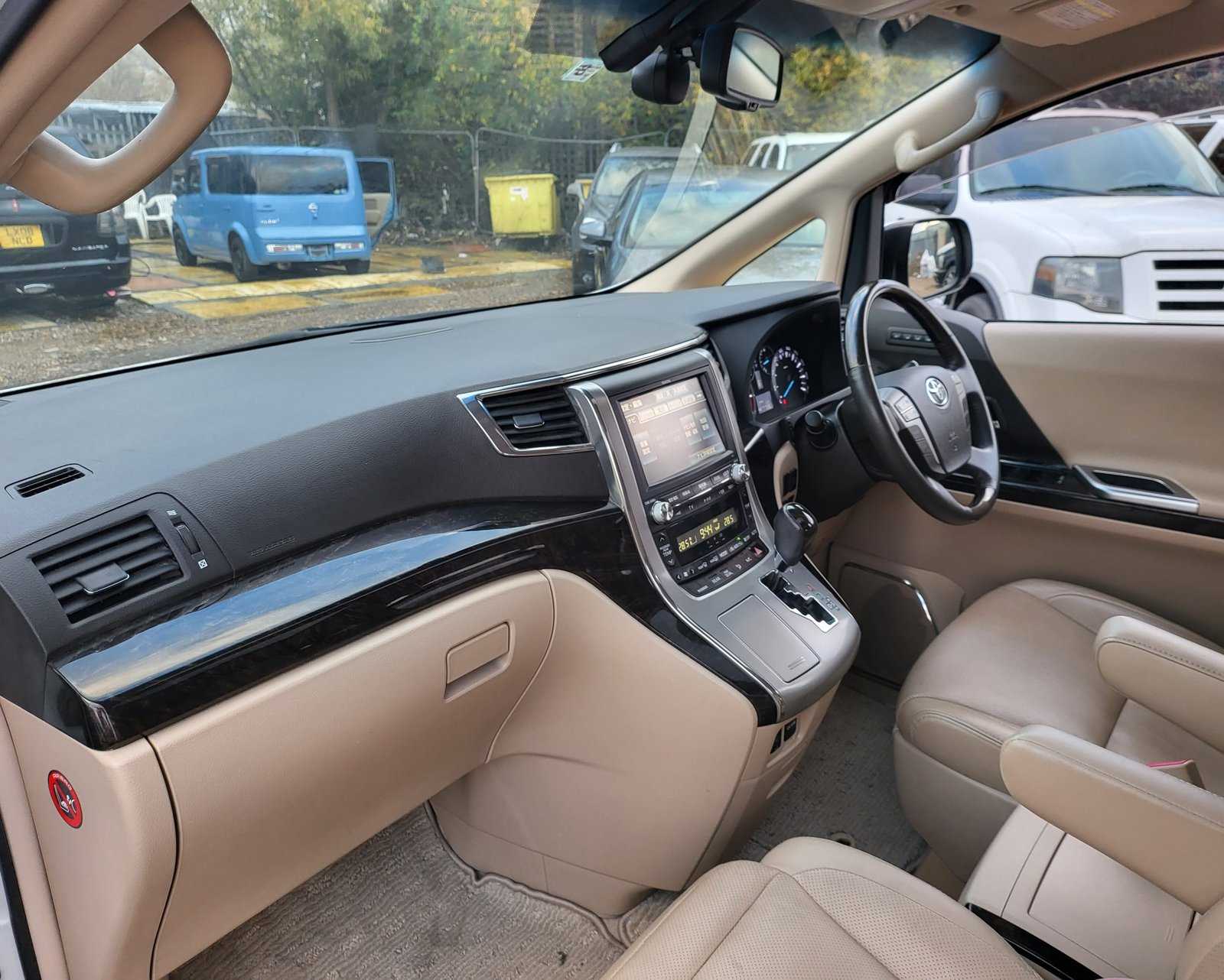 2013 FRESH IMPORT TOYOTA VELLFIRE ALPHARD L PKG 3.5 V6 AUTO 7 SEATER ULEZ FREE