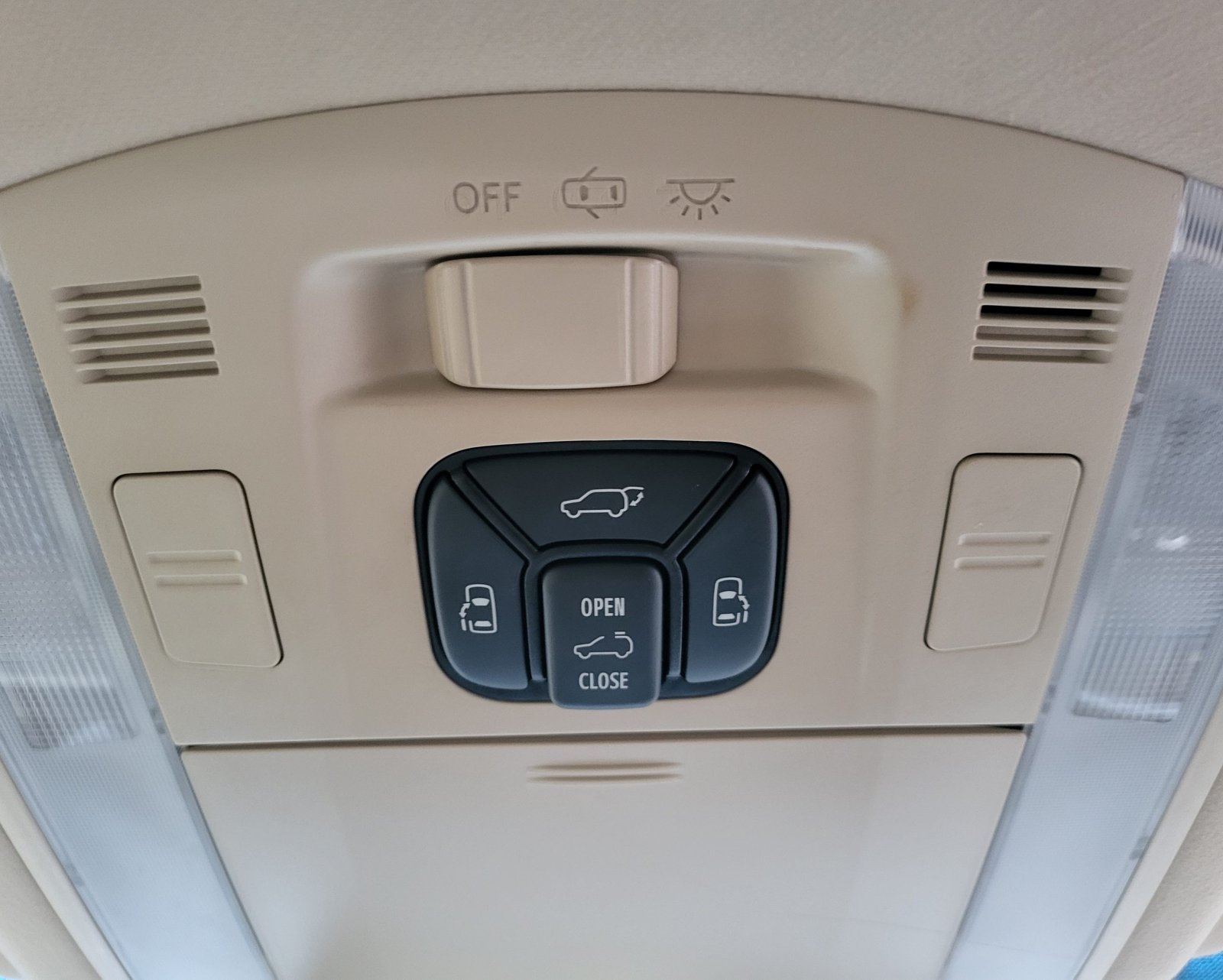 2013 FRESH IMPORT TOYOTA VELLFIRE ALPHARD L PKG 3.5 V6 AUTO 7 SEATER ULEZ FREE