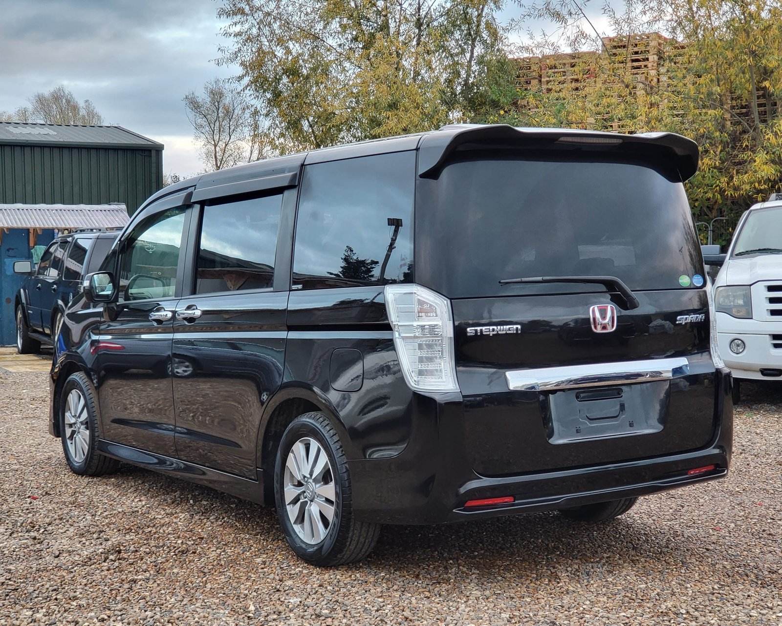 2013 FRESH IMPORT HONDA STEPWAGON SPADA 2.0 AUTOMATIC 8 SEATER ULEZ COMPLIANT