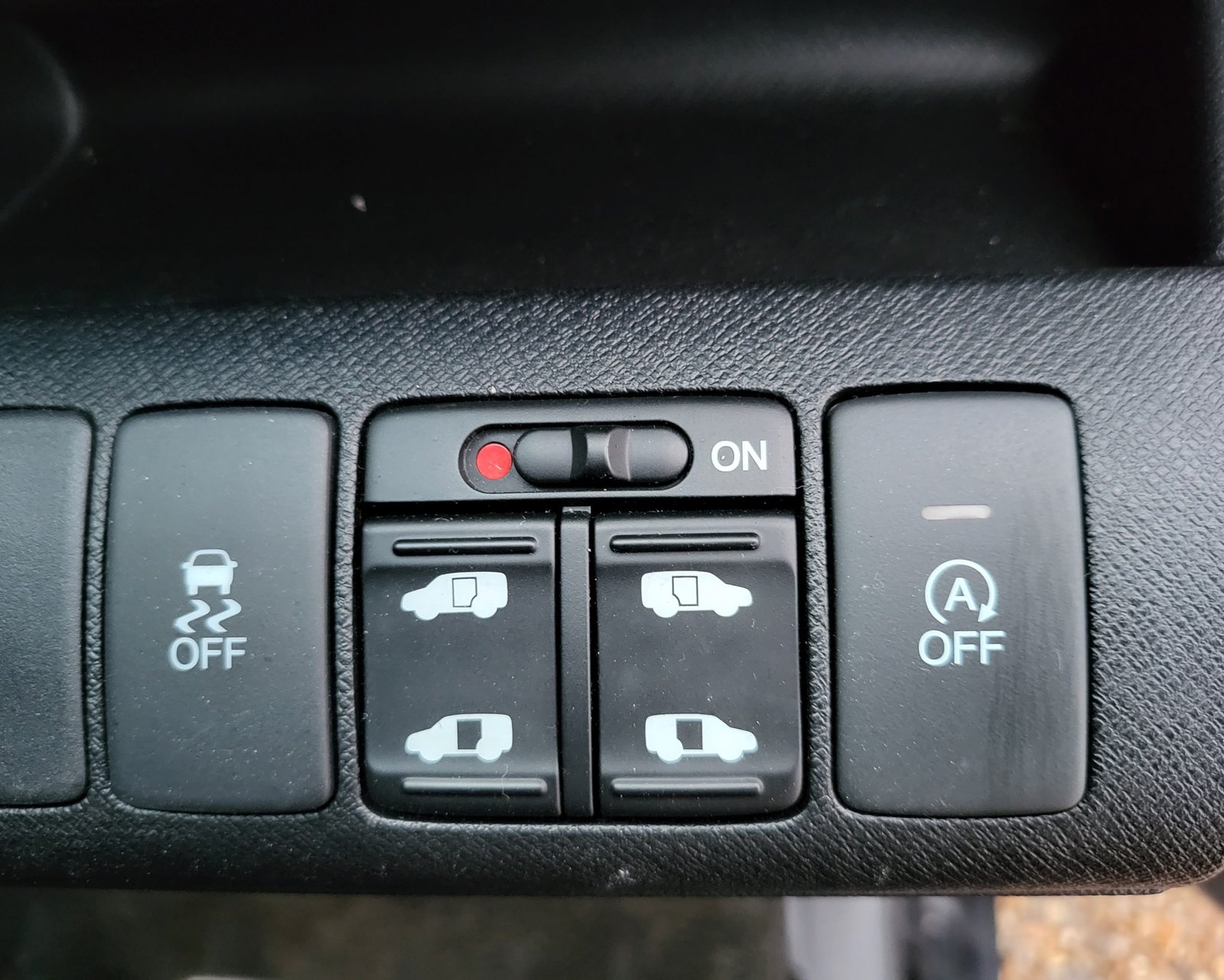 2013 FRESH IMPORT HONDA STEPWAGON SPADA 2.0 AUTOMATIC 8 SEATER ULEZ COMPLIANT