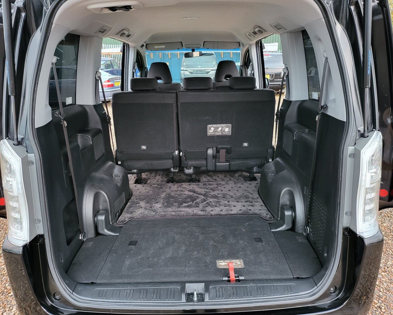 2013 FRESH IMPORT HONDA STEPWAGON SPADA 2.0 AUTOMATIC 8 SEATER ULEZ COMPLIANT