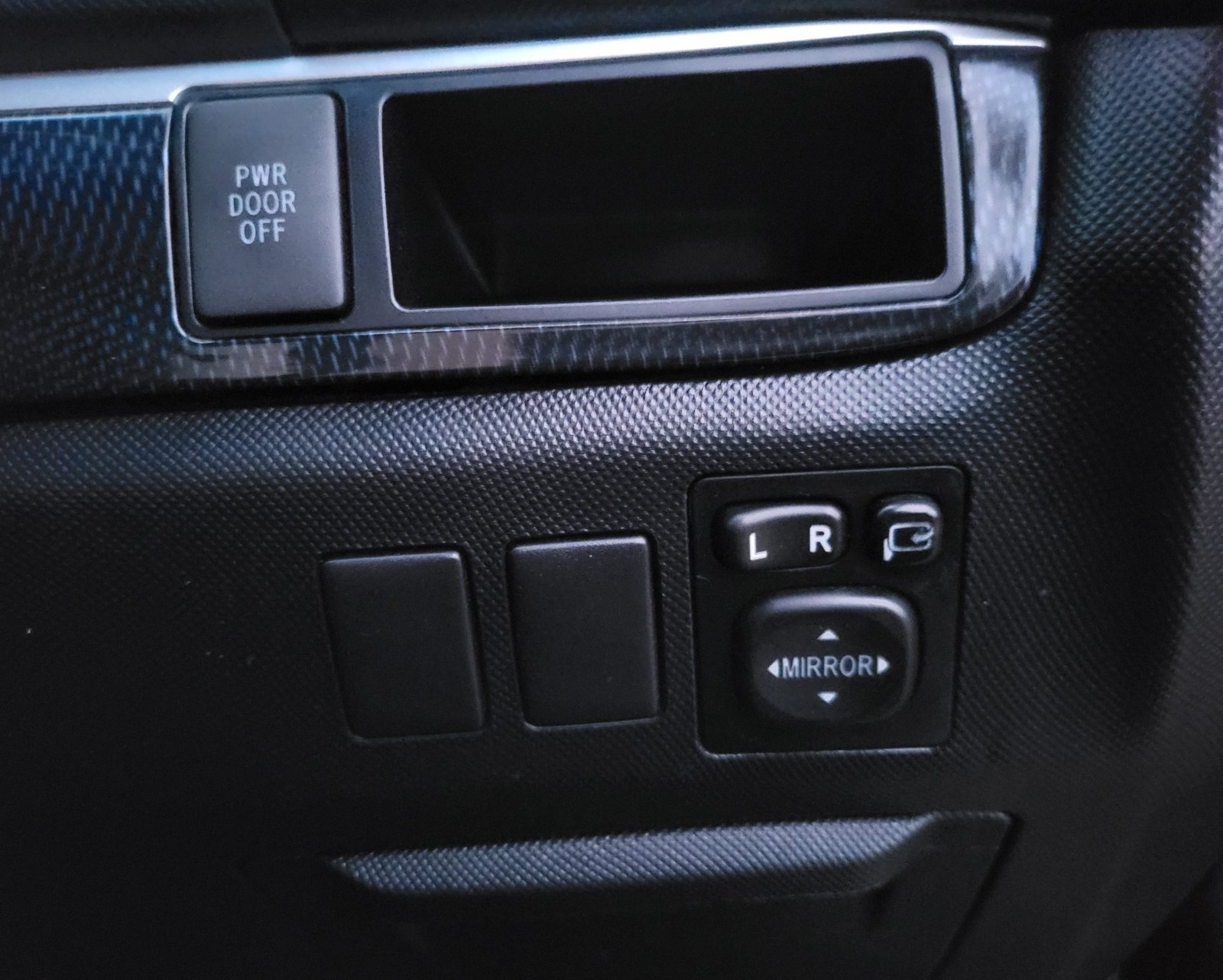 2013 FRESH IMPORT TOYOTA ESTIMA 2.4 AUTOMATIC 7 SEATER BLACK ULEZ FREE