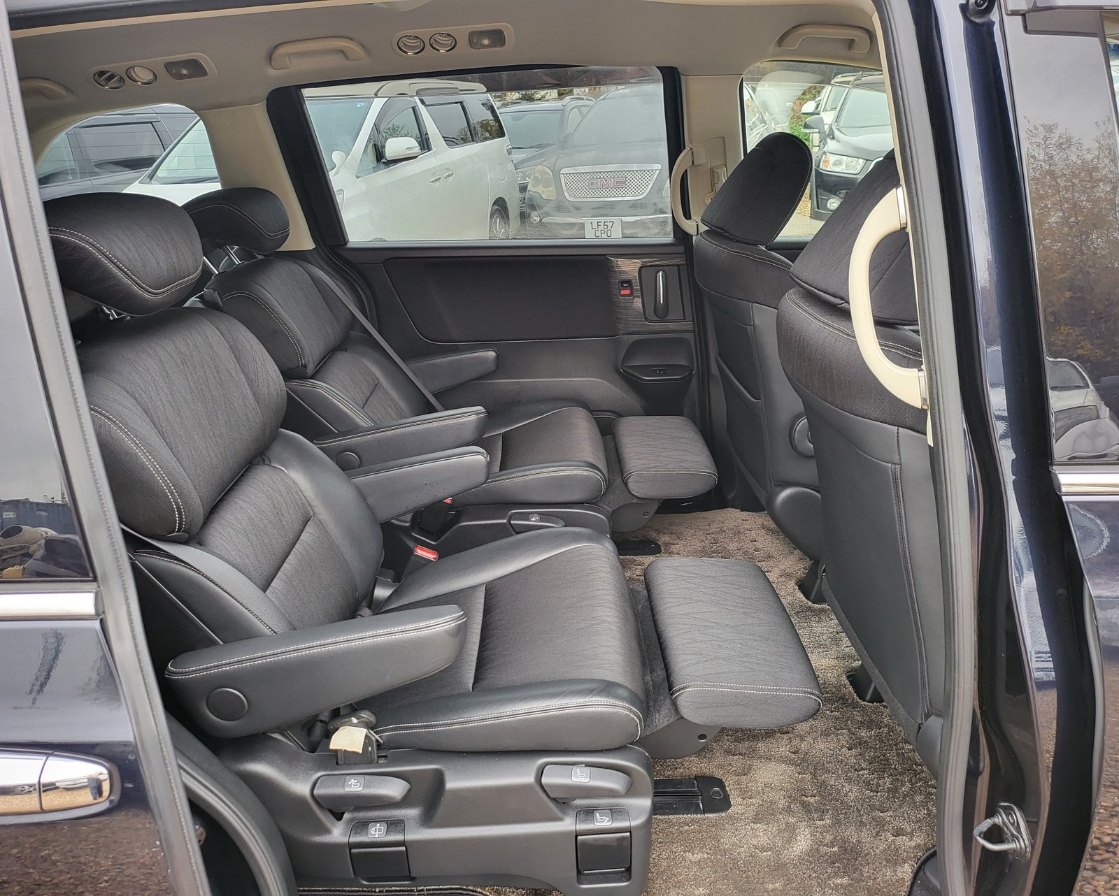 FRESH IMPORT 2014 HONDA ODYSSEY ABSOLUTE AUTOMATIC 7 SEATER BLACK ULEZ COMPLIANT