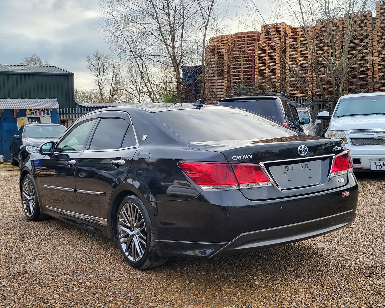 FRESH IMPORT 2013 TOYOTA CROWN HYBRID 2.5 AUTOMATIC LEATHER BLACK ULEZ FREE