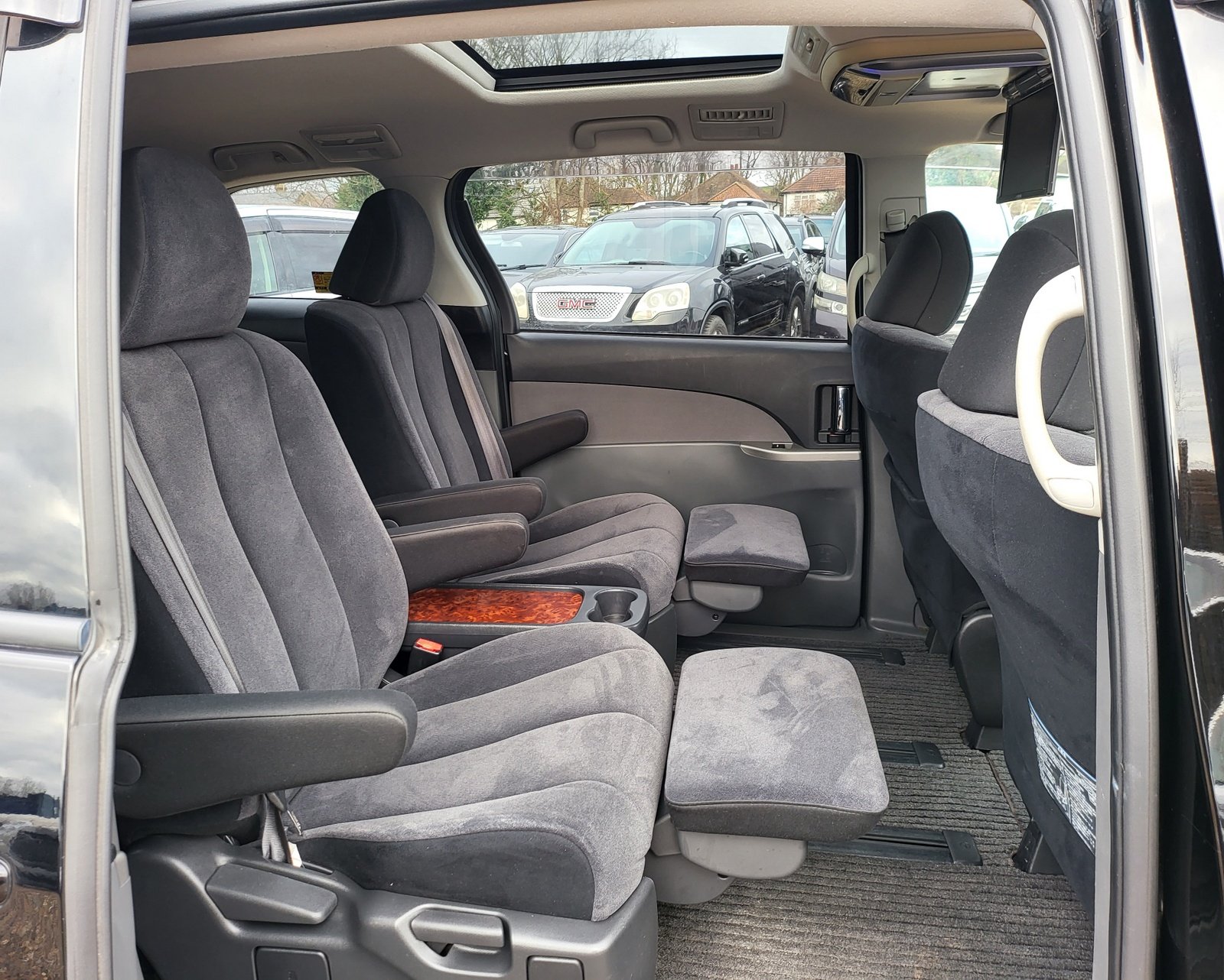 2012 FRESH IMPORT TOYOTA ESTIMA 2.4 AUTOMATIC 7 SEATER BLACK ULEZ FREE