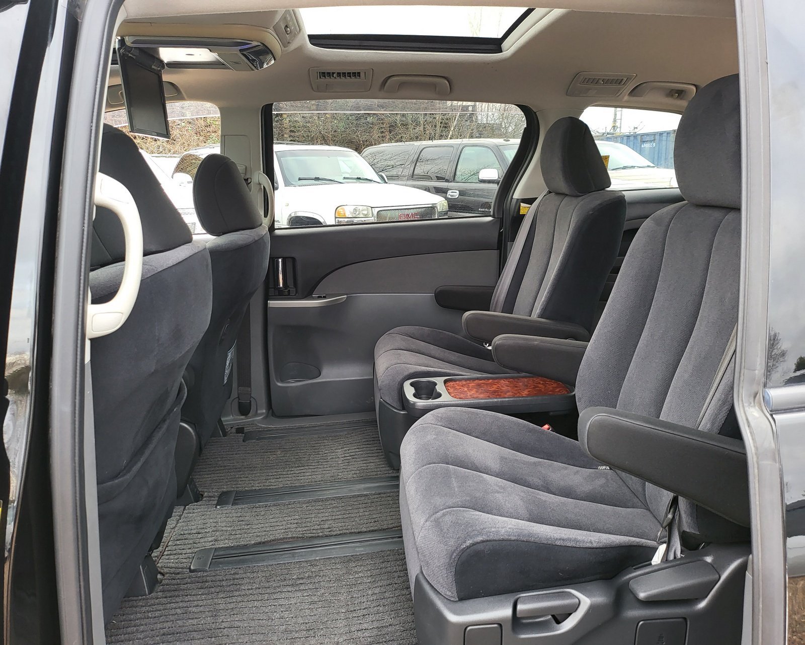 2012 FRESH IMPORT TOYOTA ESTIMA 2.4 AUTOMATIC 7 SEATER BLACK ULEZ FREE