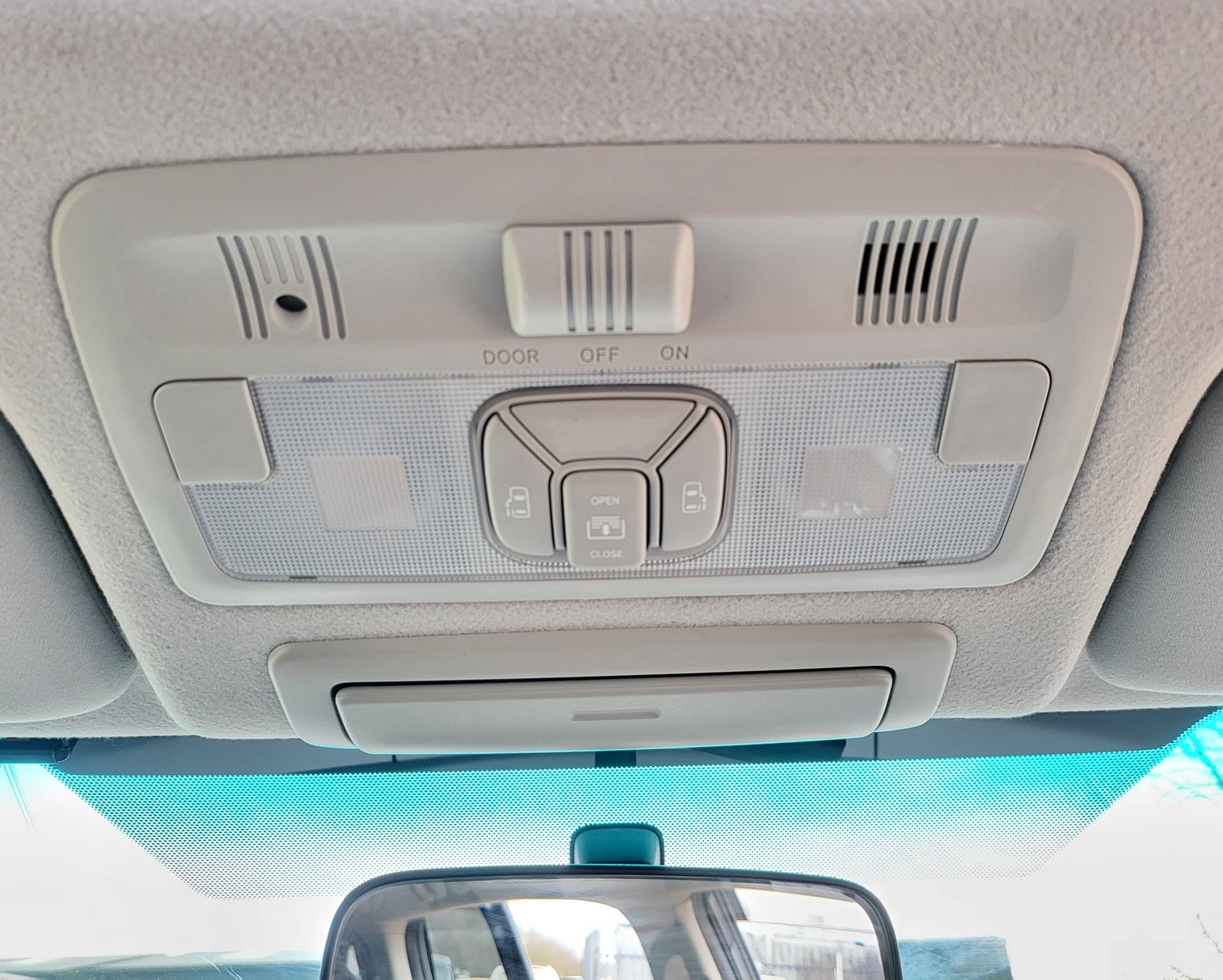 2012 FRESH IMPORT TOYOTA ESTIMA 2.4 AUTOMATIC 7 SEATER BLACK ULEZ FREE