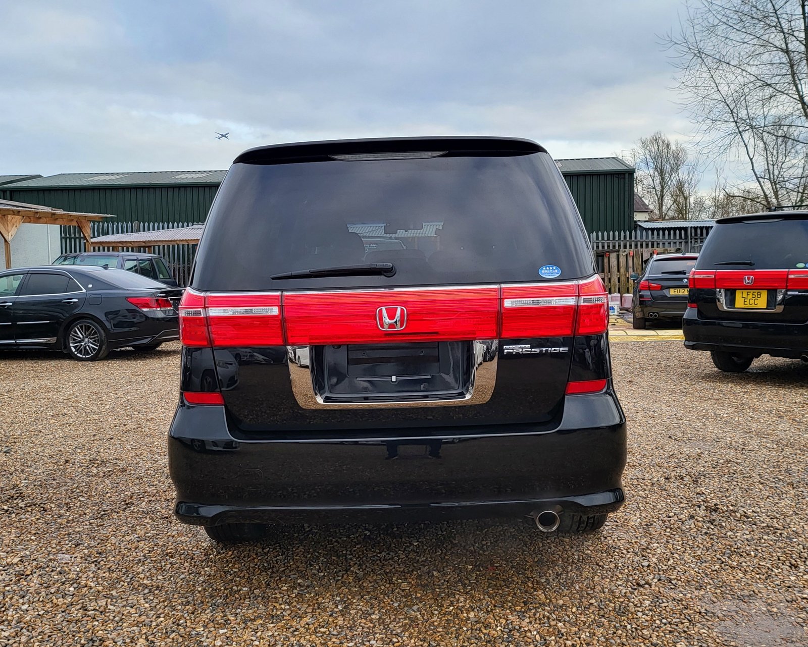 FRESH IMPORT 2013 HONDA ELYSION PRESTIGE 2.4 AUTOMATIC 7 SEATER BLACK ULEZ FREE