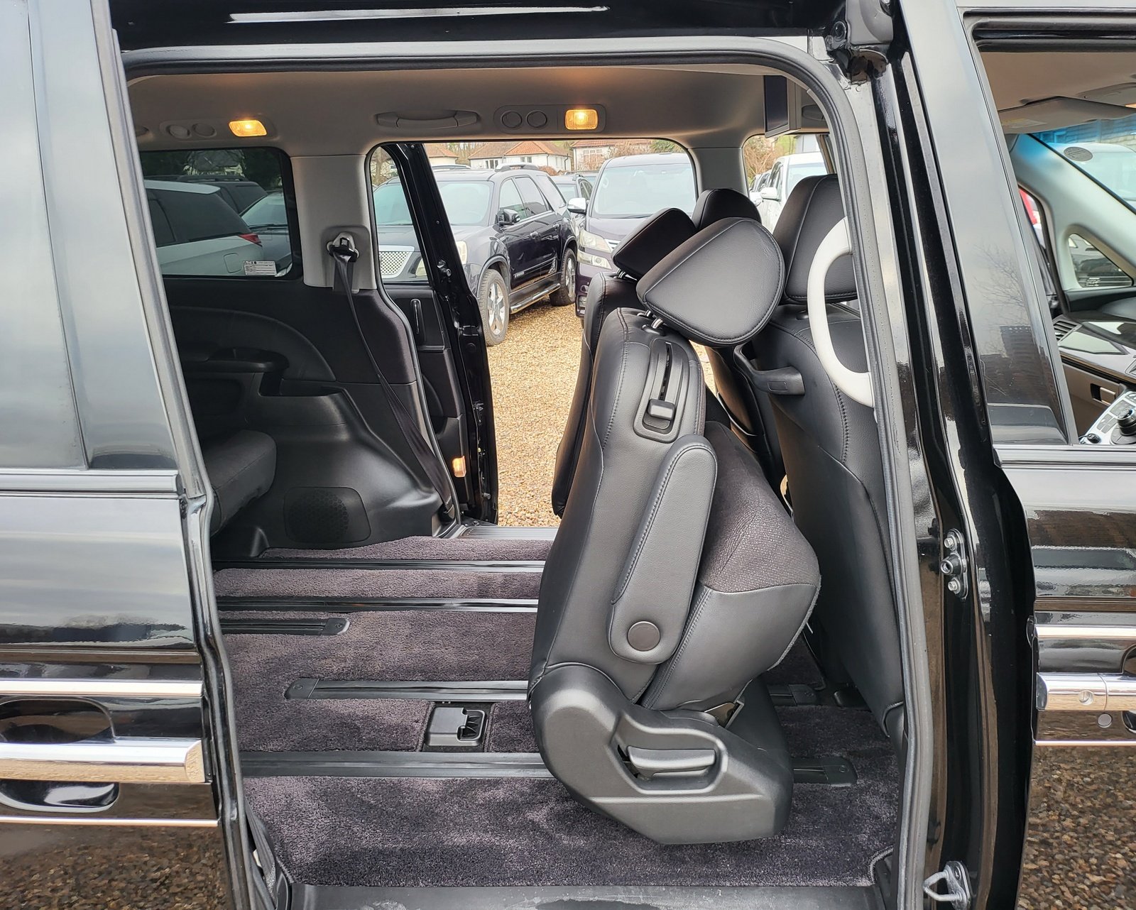 FRESH IMPORT 2013 HONDA ELYSION PRESTIGE 2.4 AUTOMATIC 7 SEATER BLACK ULEZ FREE