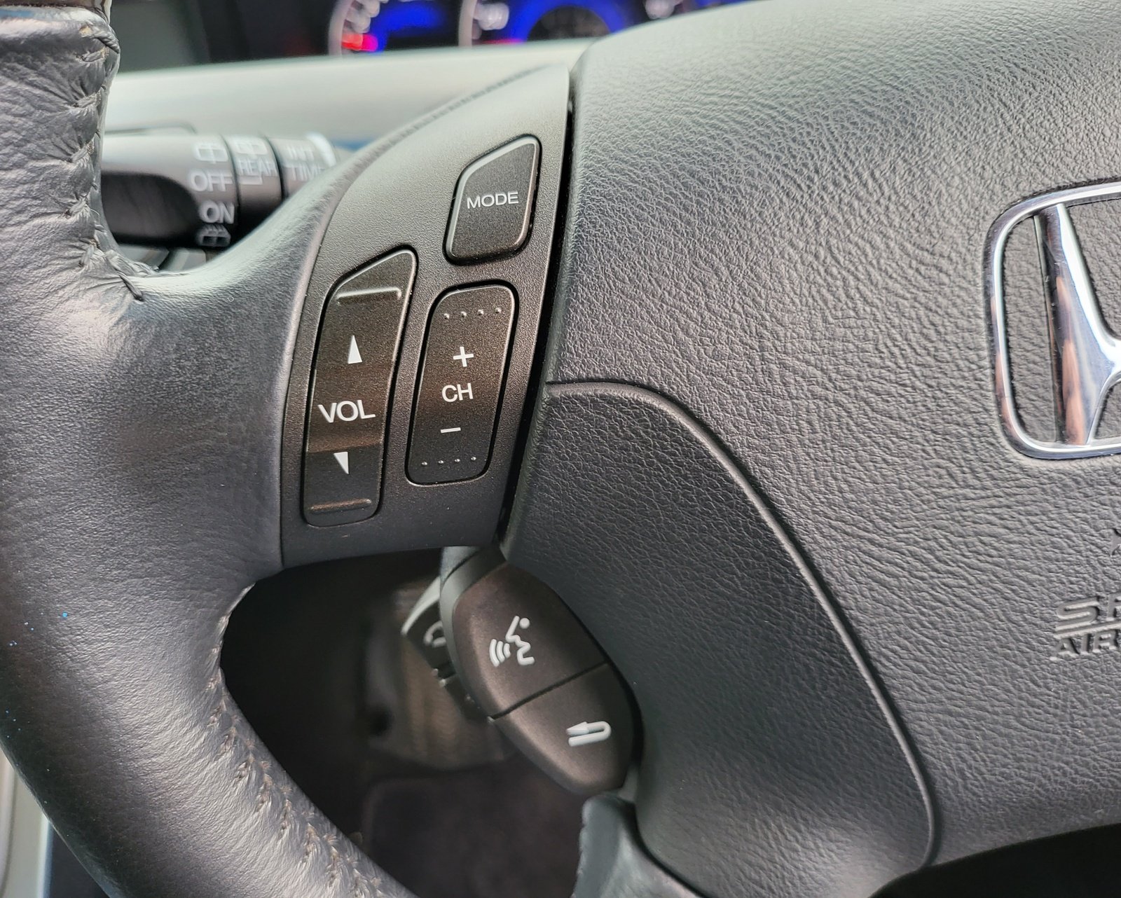 FRESH IMPORT 2013 HONDA ELYSION PRESTIGE 2.4 AUTOMATIC 7 SEATER BLACK ULEZ FREE