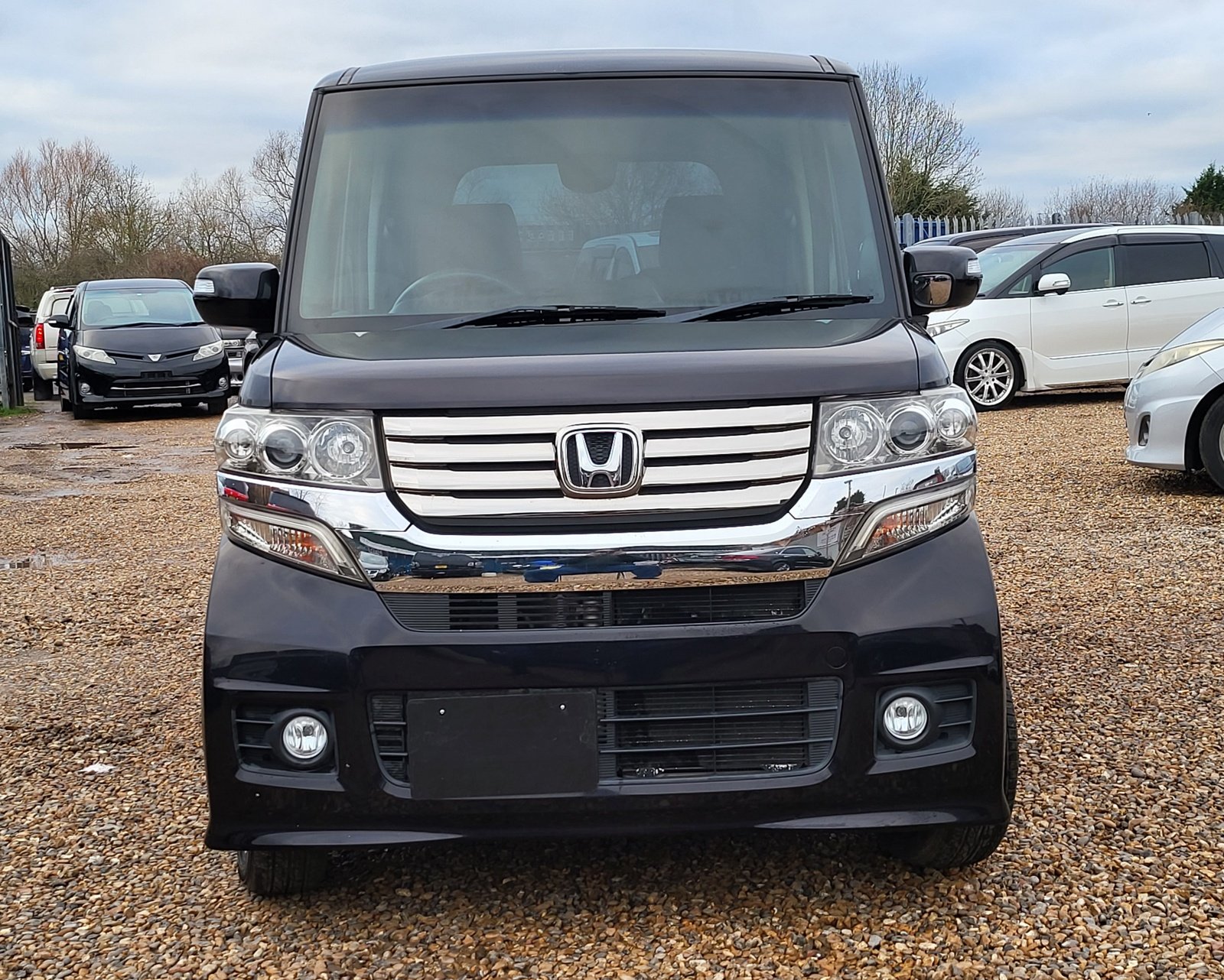 FRESH IMPORT 2012 HONDA N-BOX CUSTOM 660cc AUTOMATIC MINI MPV BLACK ULEZ FREE