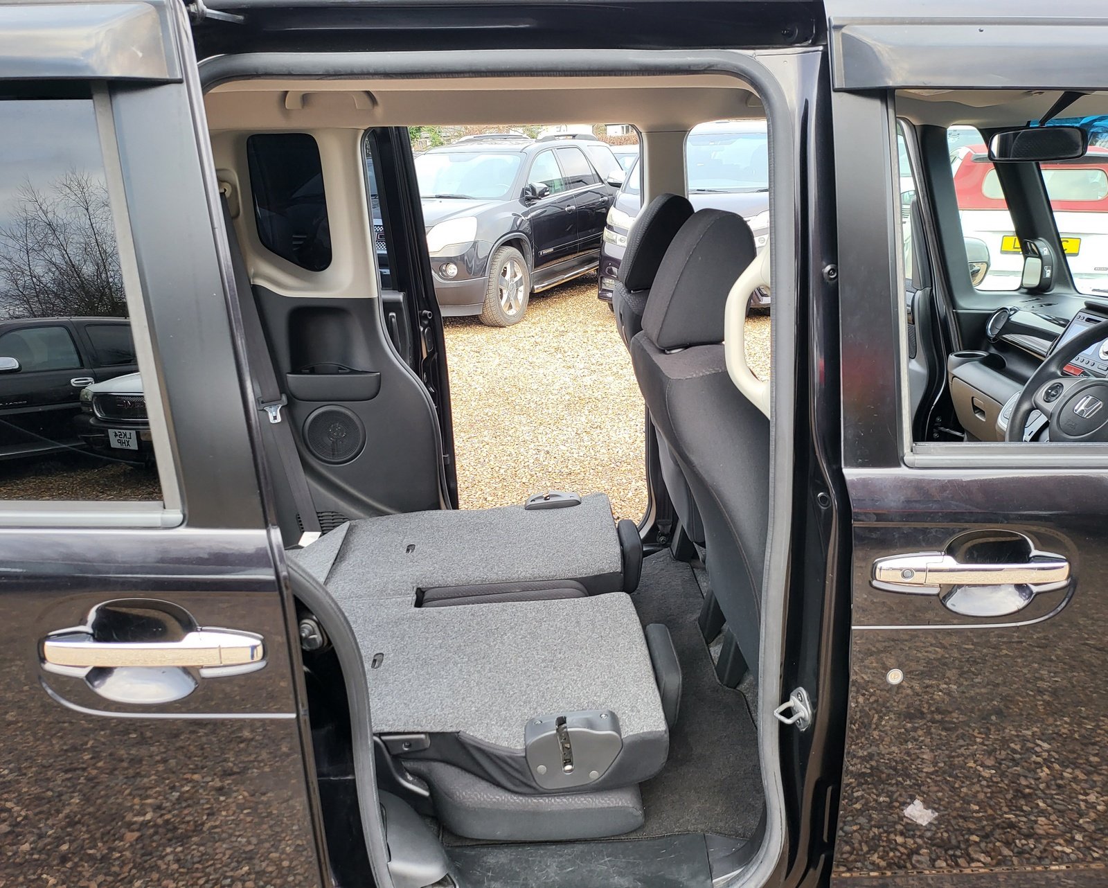 FRESH IMPORT 2012 HONDA N-BOX CUSTOM 660cc AUTOMATIC MINI MPV BLACK ULEZ FREE