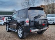 FRESH IMPORT 2010 MITSUBISHI PAJERO 3.2 DIESEL AUTOMATIC 3 DOOR SWB BLACK SHOGUN