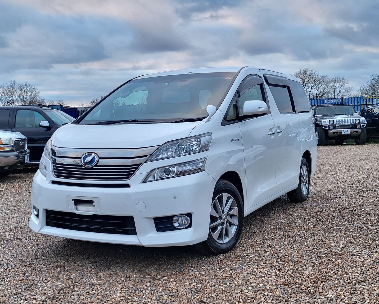 2013 FRESH IMPORT TOYOTA VELLFIRE ALPHARD HYBRID AUTOMATIC 7 SEATER ULEZ FREE