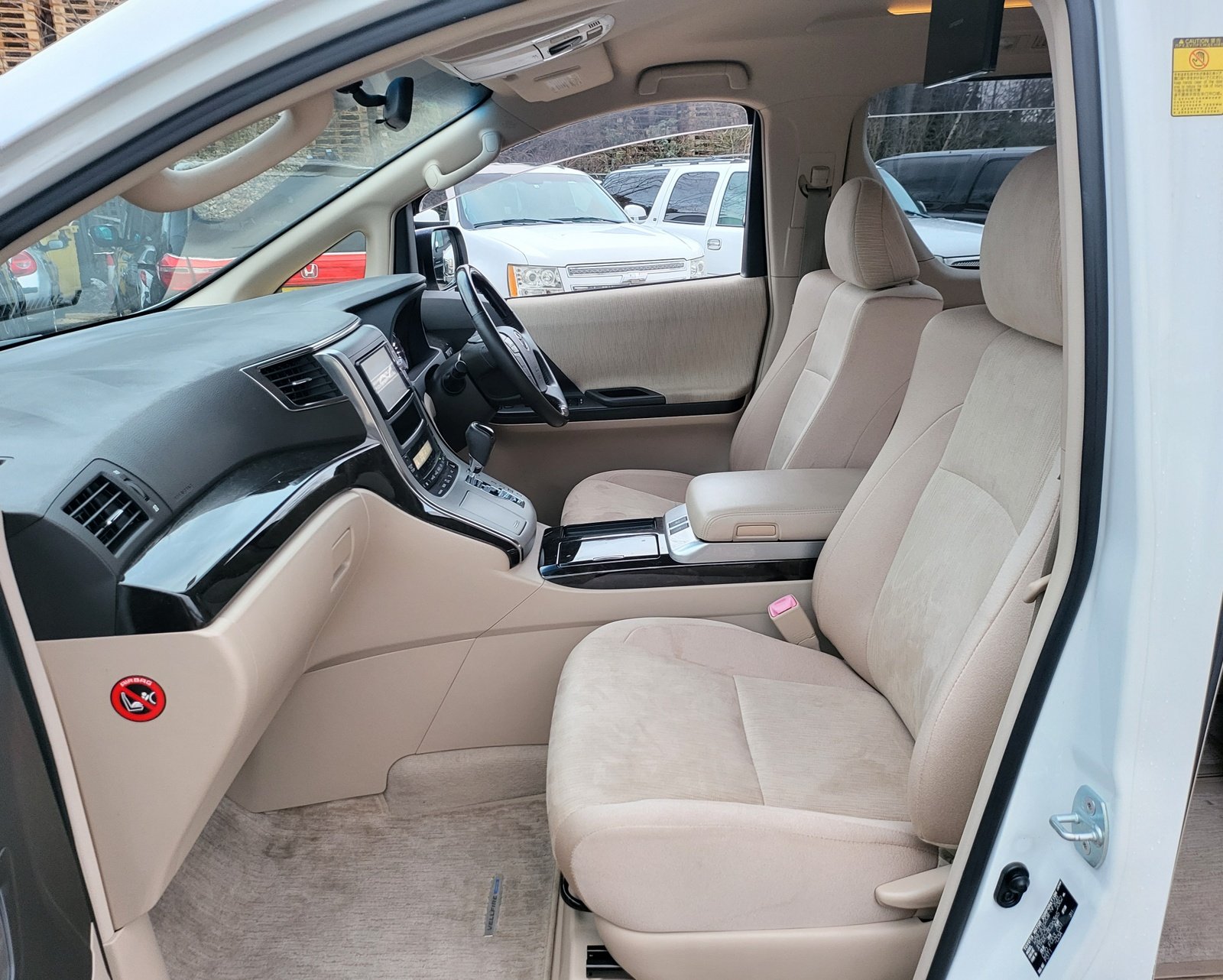 2013 FRESH IMPORT TOYOTA VELLFIRE ALPHARD HYBRID AUTOMATIC 7 SEATER ULEZ FREE