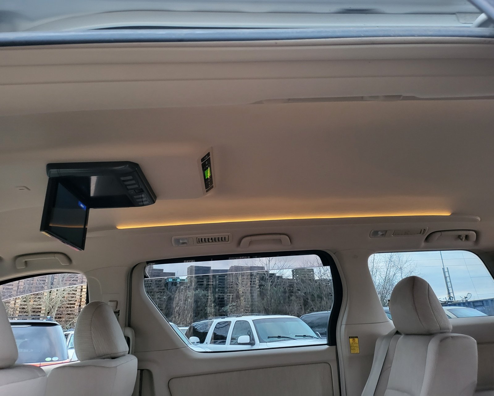 2013 FRESH IMPORT TOYOTA VELLFIRE ALPHARD HYBRID AUTOMATIC 7 SEATER ULEZ FREE