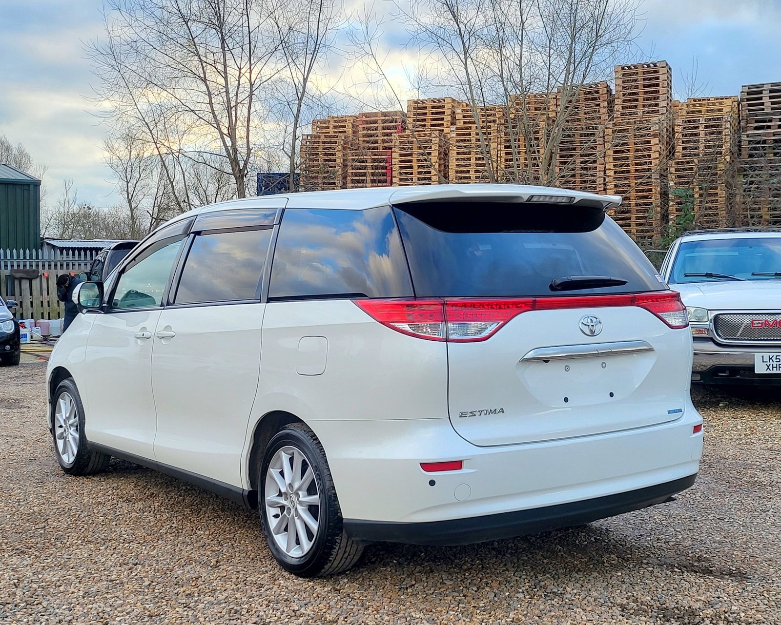 2012 FRESH IMPORT TOYOTA ESTIMA 2.4 AUTOMATIC 8 SEATER WHITE ULEZ FREE
