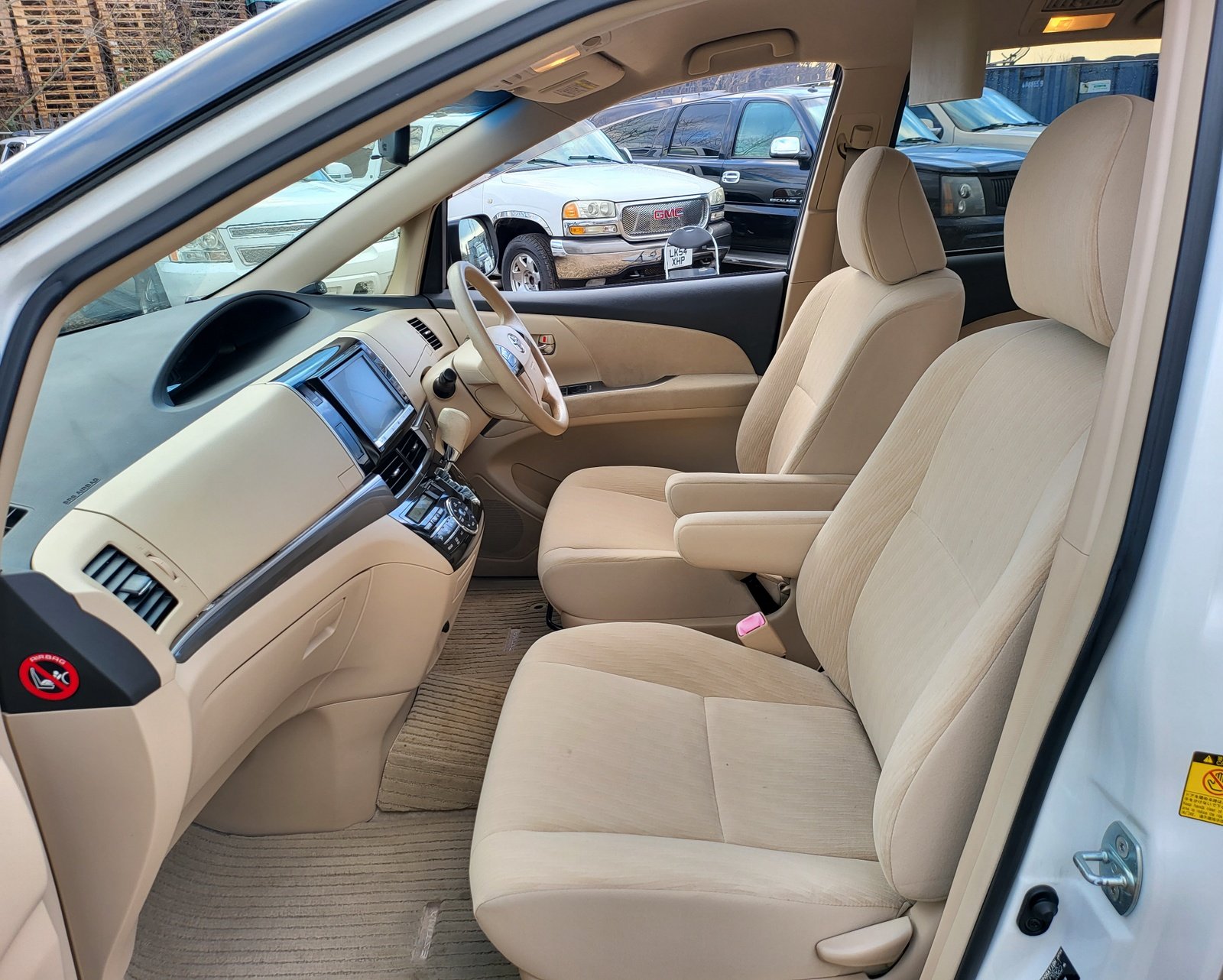 2012 FRESH IMPORT TOYOTA ESTIMA 2.4 AUTOMATIC 8 SEATER WHITE ULEZ FREE