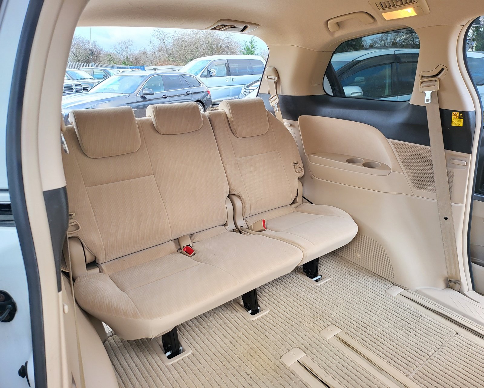 2012 FRESH IMPORT TOYOTA ESTIMA 2.4 AUTOMATIC 8 SEATER WHITE ULEZ FREE