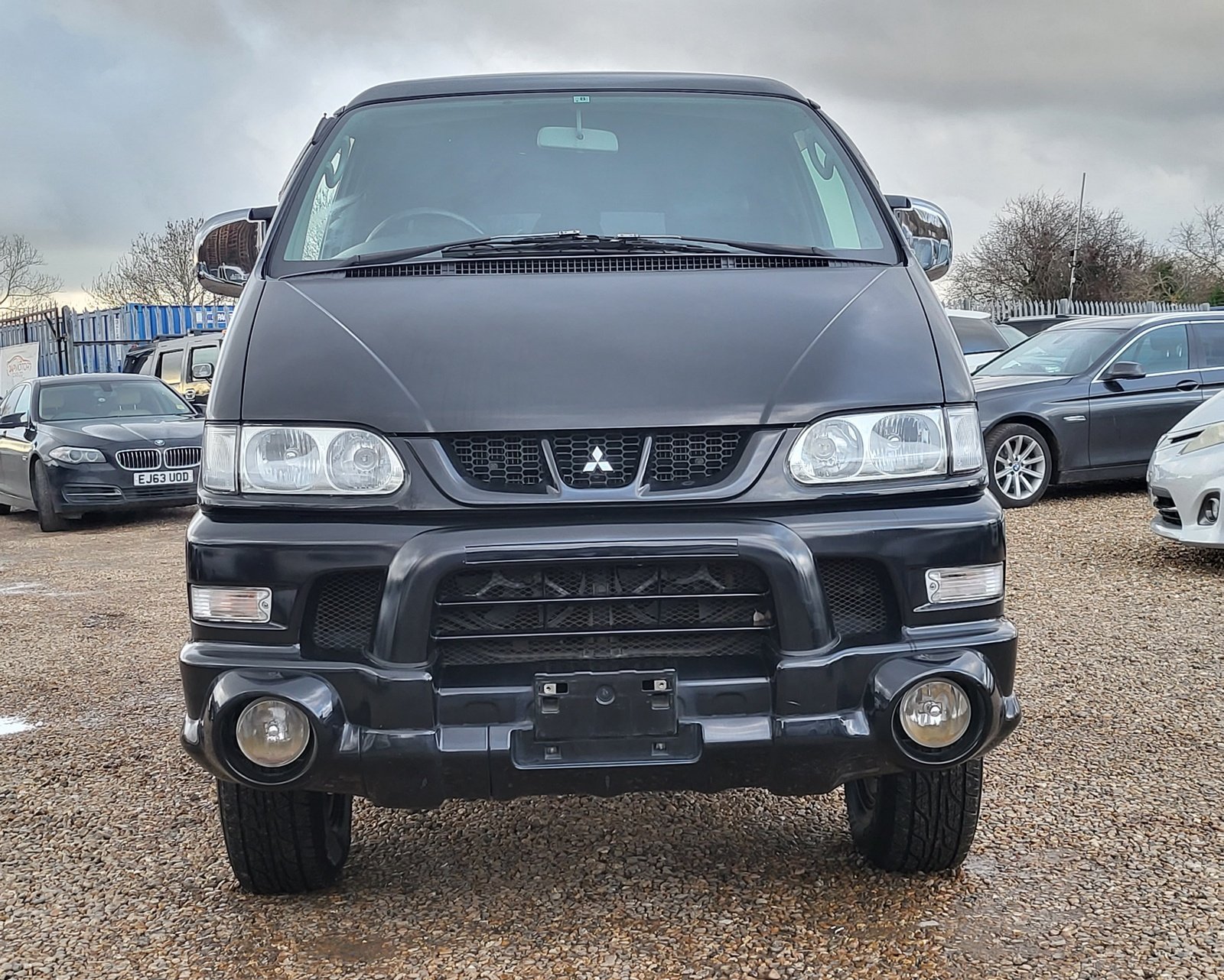 FRESH IMPORT 2007 MITSUBISHI DELICA SPACE GEAR 3.0 V6 4WD ACTIVE FIELD EDITION