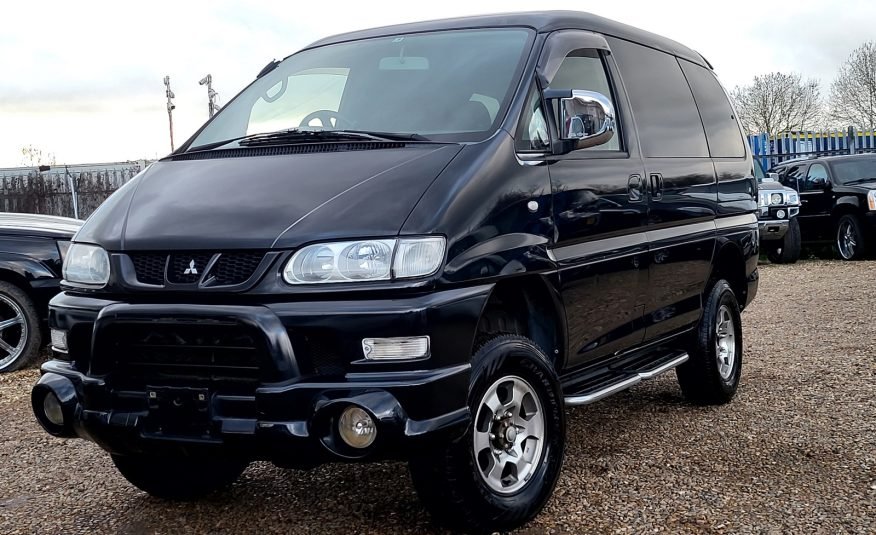 FRESH IMPORT 2007 MITSUBISHI DELICA SPACE GEAR 3.0 V6 4WD ACTIVE FIELD EDITION