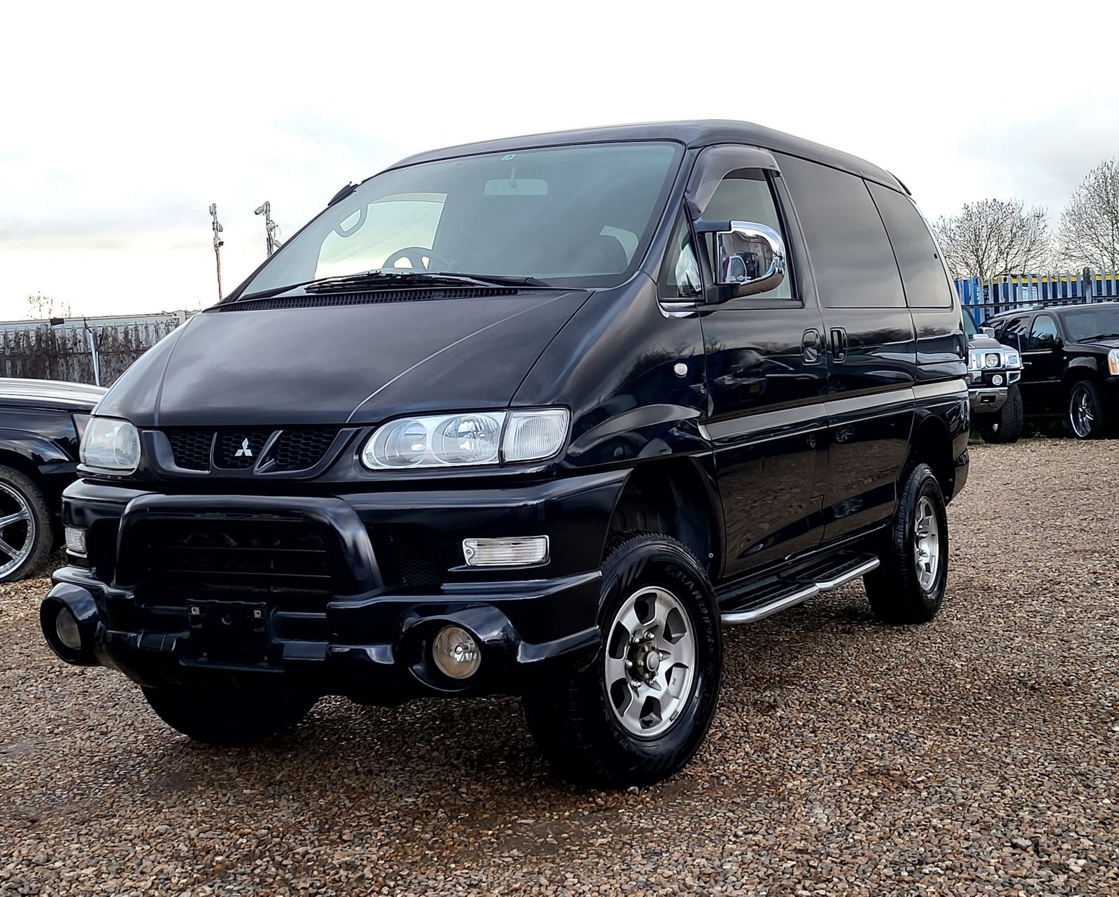 FRESH IMPORT 2007 MITSUBISHI DELICA SPACE GEAR 3.0 V6 4WD ACTIVE FIELD EDITION