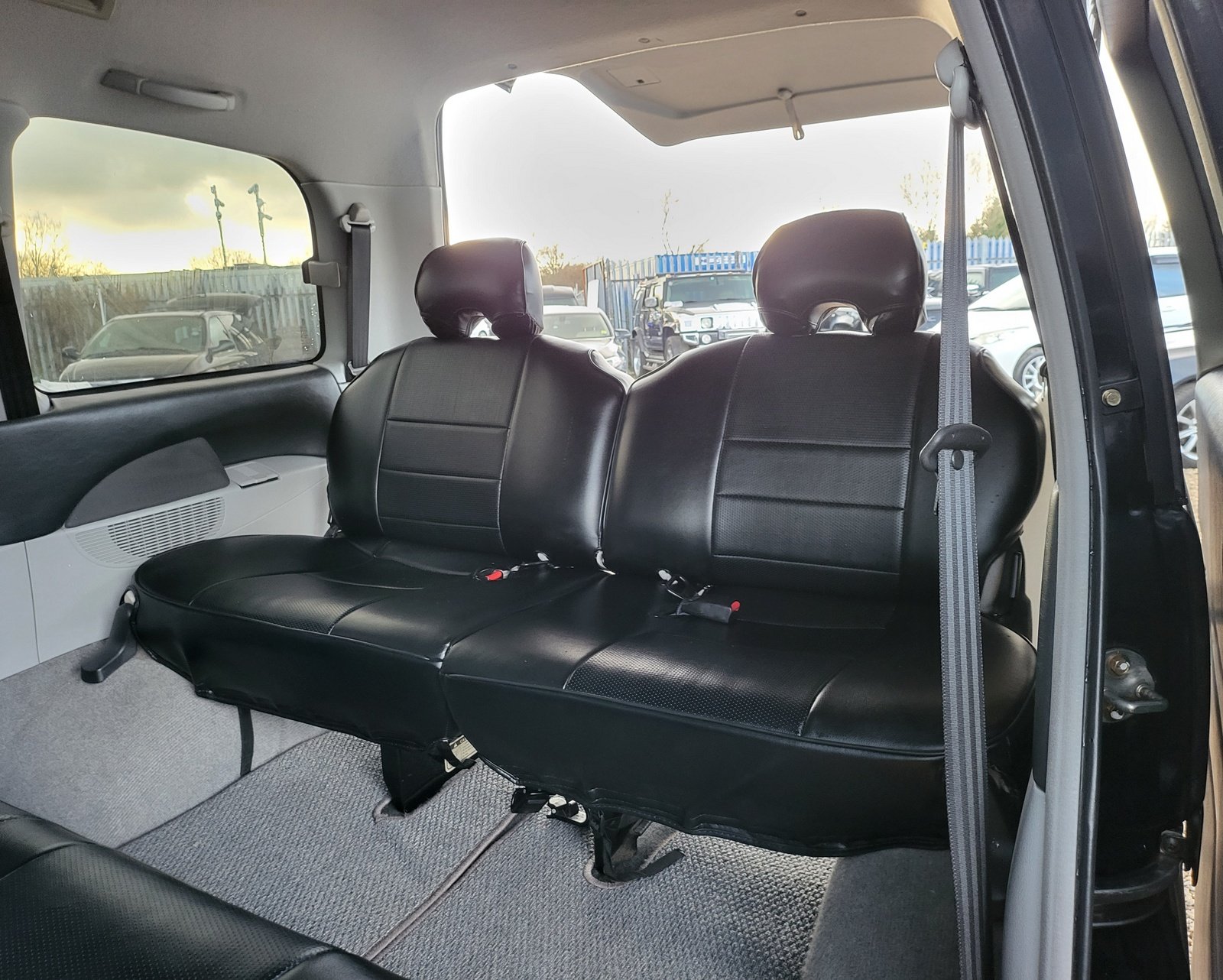 FRESH IMPORT 2007 MITSUBISHI DELICA SPACE GEAR 3.0 V6 4WD ACTIVE FIELD EDITION