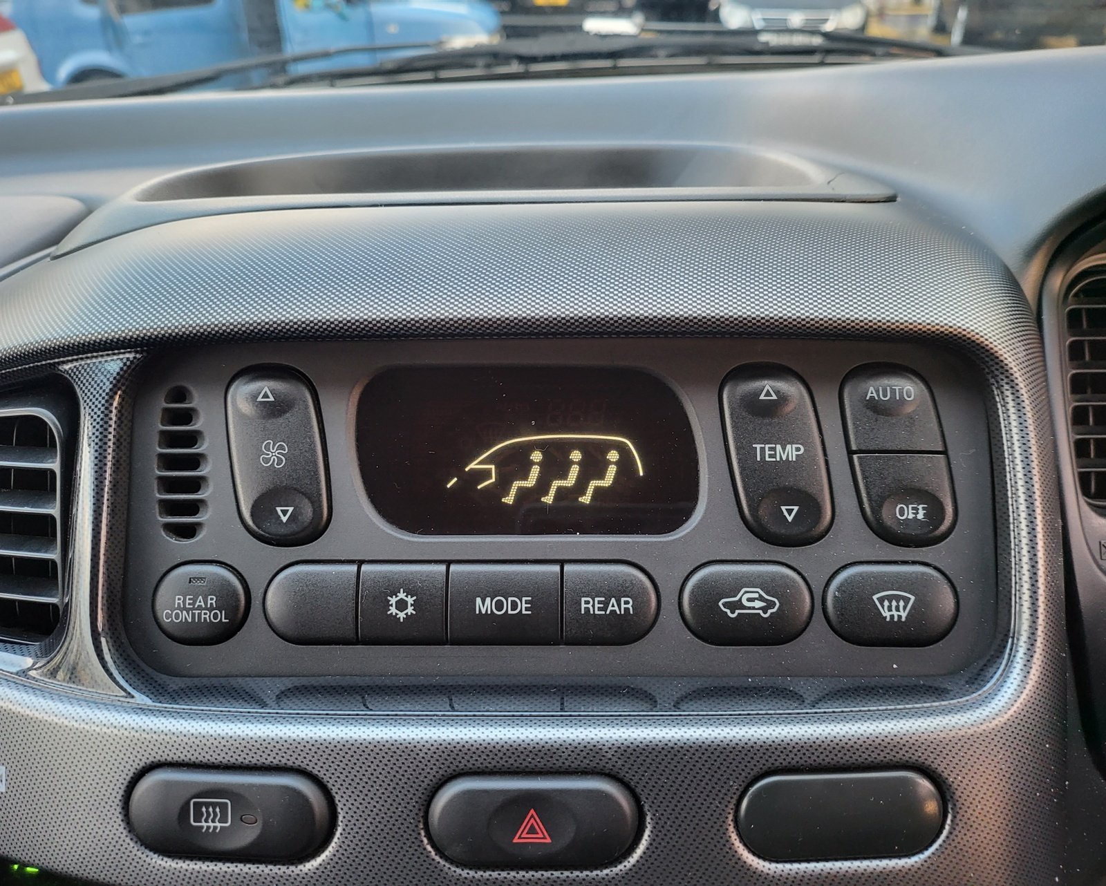 FRESH IMPORT 2007 MITSUBISHI DELICA SPACE GEAR 3.0 V6 4WD ACTIVE FIELD EDITION